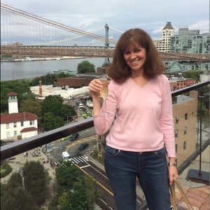 Meet your Posher, Carla